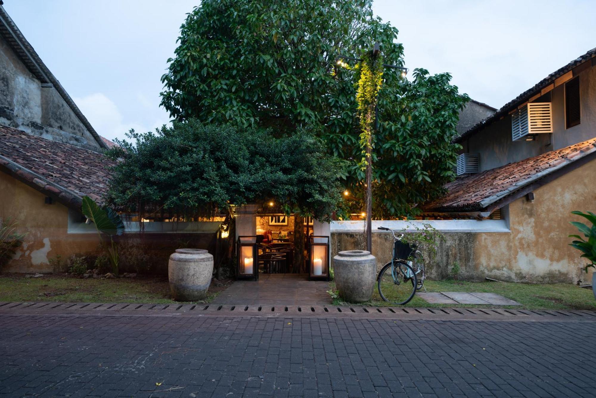 The Bungalow Galle Fort - Hotel - Restaurant - Cocktail Bar Dış mekan fotoğraf